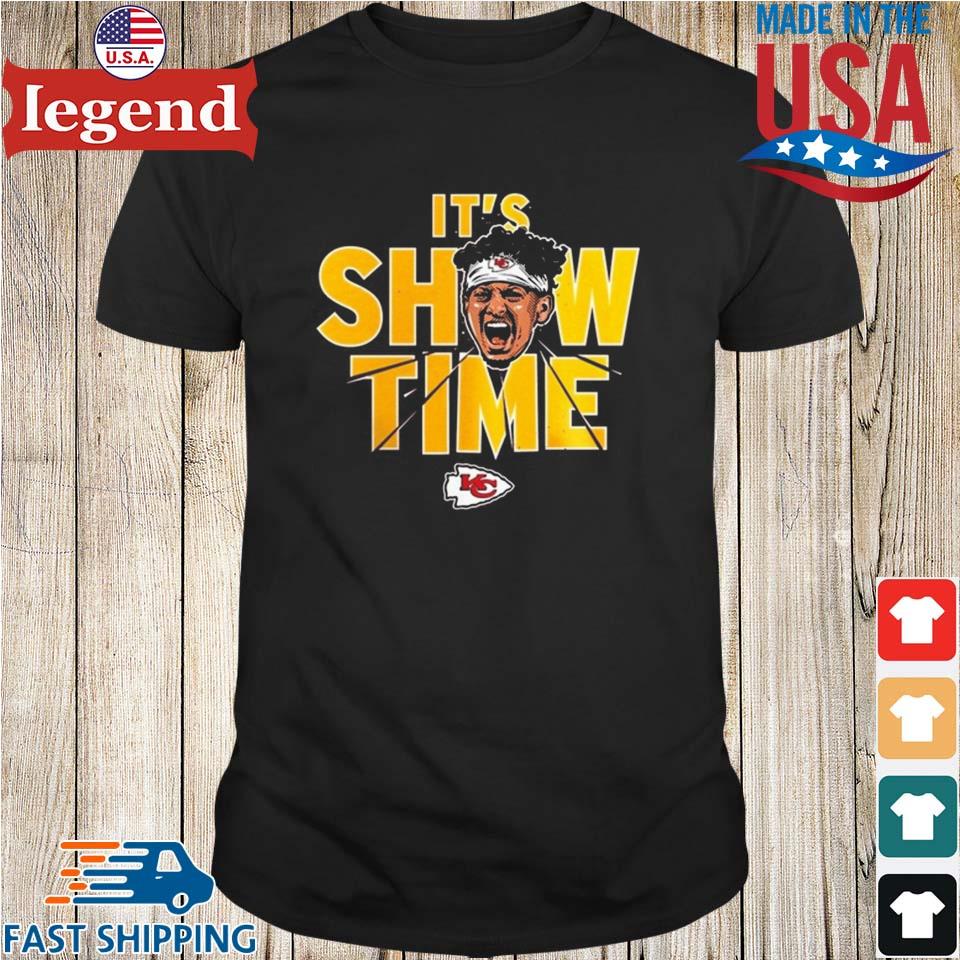 Kansas City Chiefs Mahomes It Show Time 2023 T-shirt,Sweater, Hoodie, And  Long Sleeved, Ladies, Tank Top