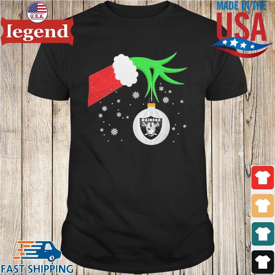 Grinch hand Christmas ornament Las Vegas Raiders logo shirt